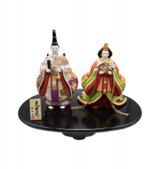 Kỷ niệm lễ hội Hinamatsuri với búp bê gốm