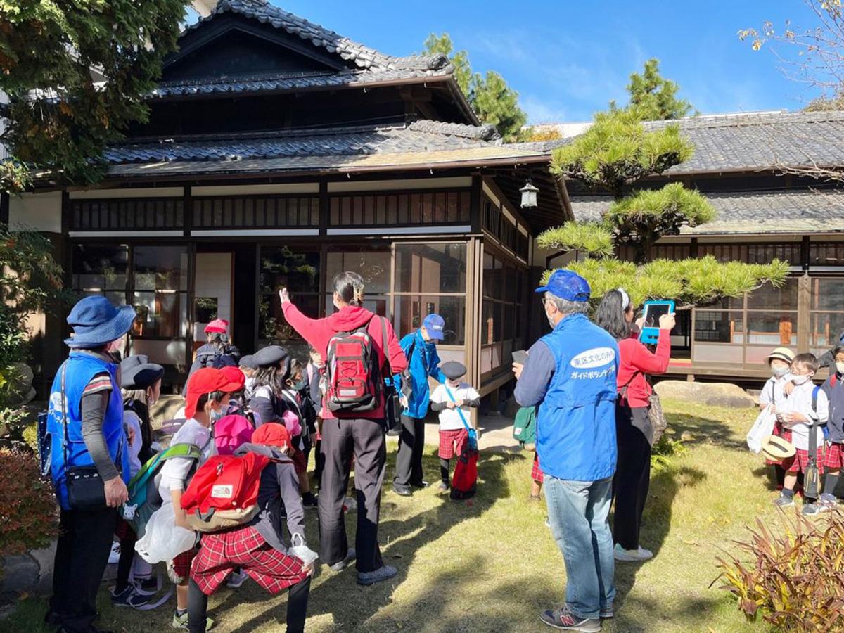 Retro Vibes of Nagoya’s Cultural Path Tour