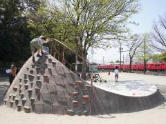 大人だって滑りたい！「名古屋の富士山すべり台」ツアー