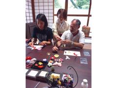 Experience Japanese Culture Firsthand 《Workshop of making a Tsumami-Zaiku artcraft》