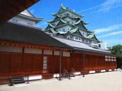 the Shogun’s City Highlight Tour with a Professional Interpreter Guide